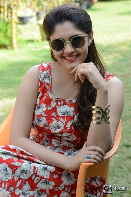 Surabhi-Interview-About-Express-Raja